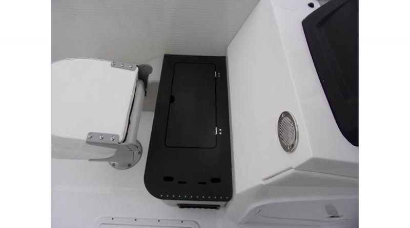 Hurricane fundeck 232