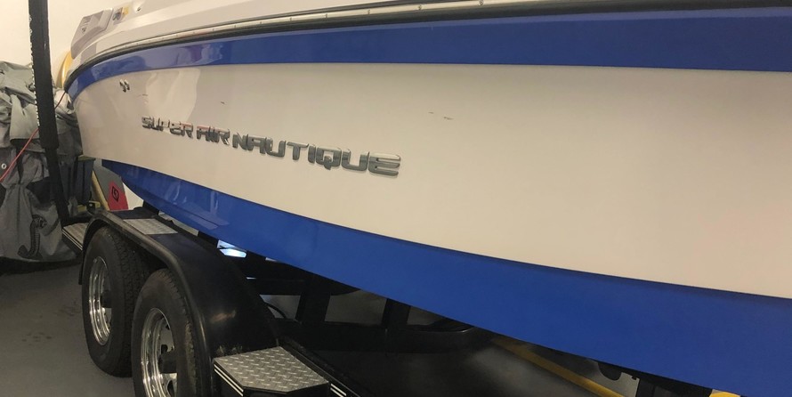 Super Air Nautique 210