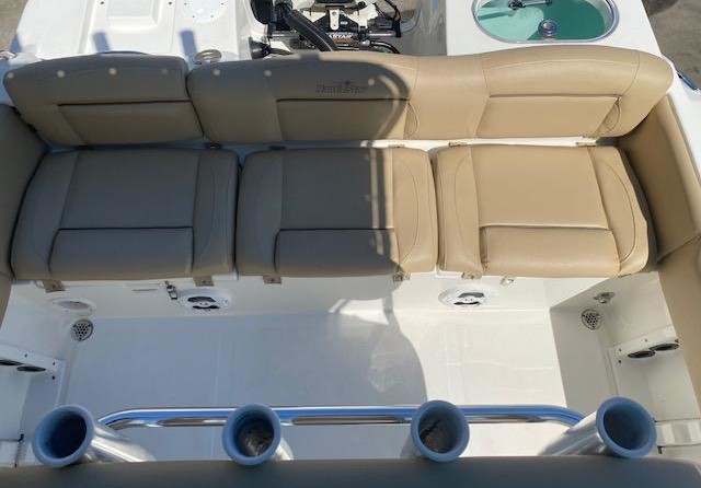 Nauticstar 2102 legacy