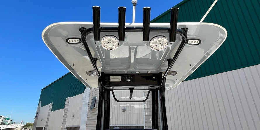 Sea Ray hunt ultra 211