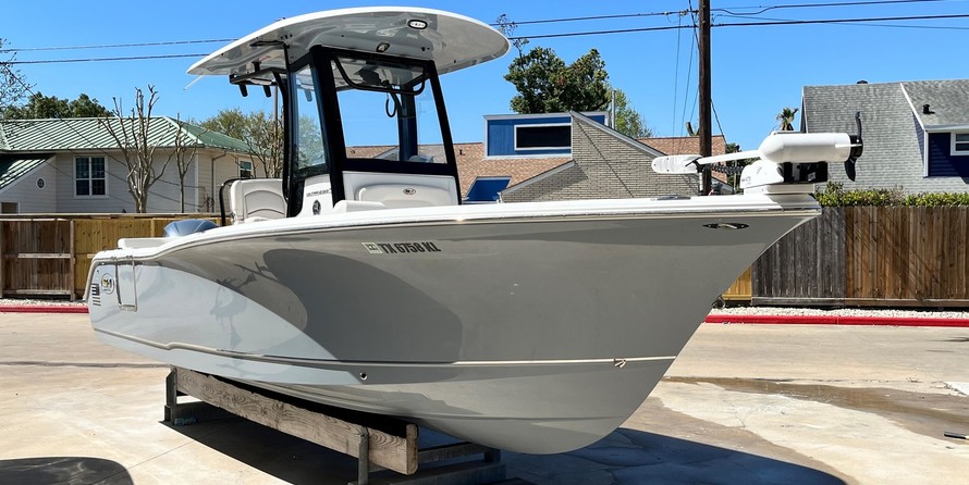 Sea Ray hunt ultra 211