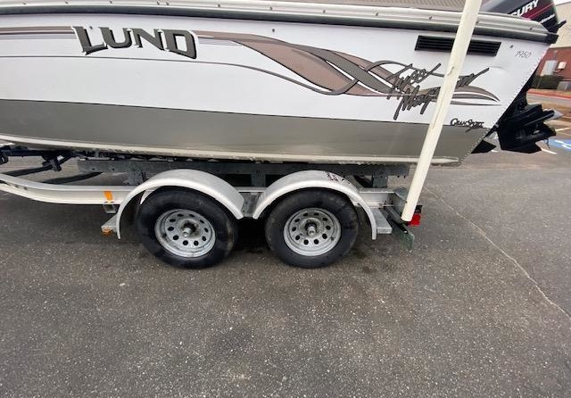 Lund magnum grand sport tree