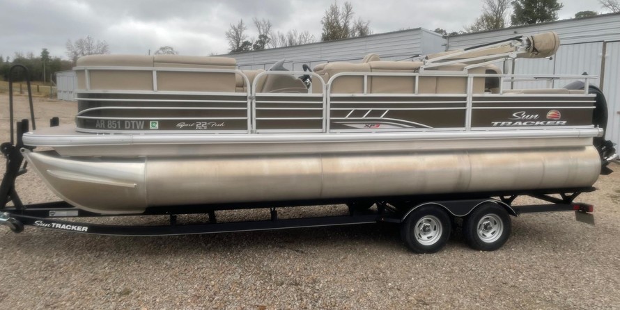 Sun Tracker SportFish 22 XP3
