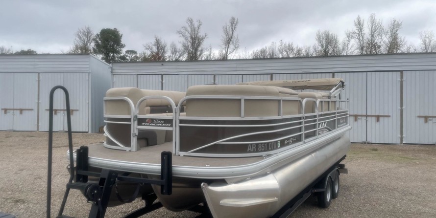 Sun Tracker SportFish 22 XP3