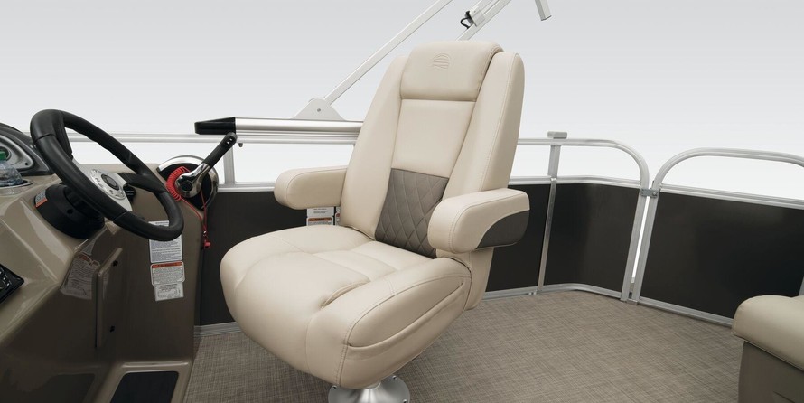 Sun Tracker Party Barge 20 DLX