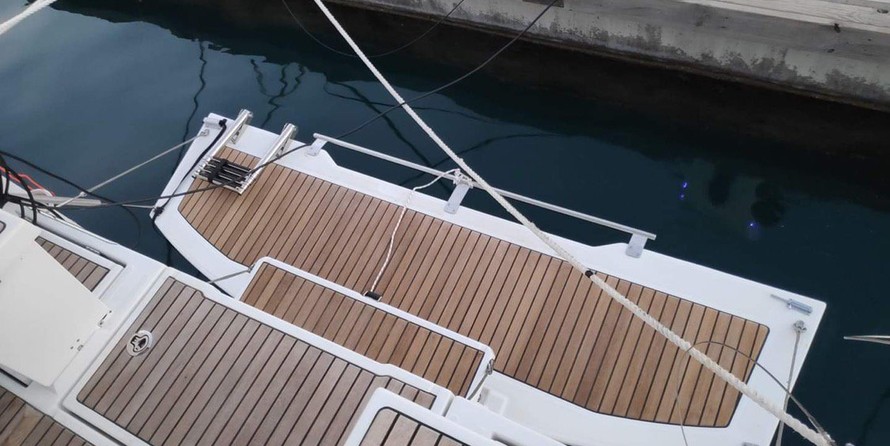 Beneteau Oceanis 38.1