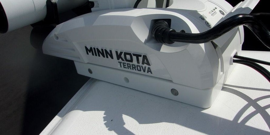 Sea Hunt Gamefish 27 With Coffin