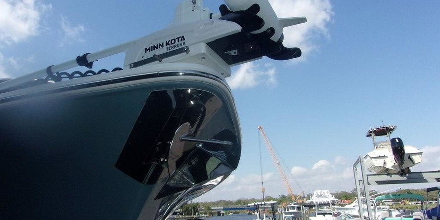 Sea Hunt Gamefish 27 With Coffin