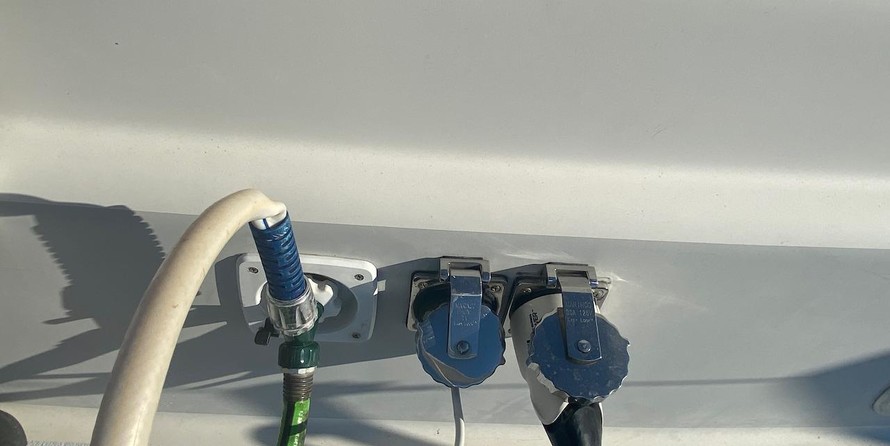 Endeavour Intercat 1500