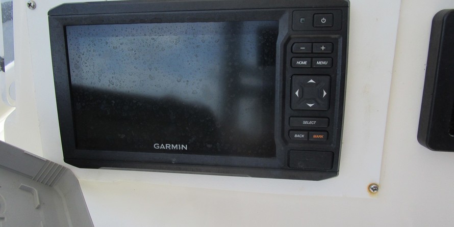 Sea Ray pro 220 walkaround