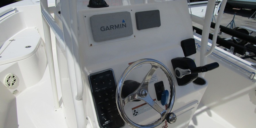 Sea Ray pro 220 walkaround