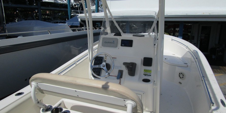 Sea Ray pro 220 walkaround