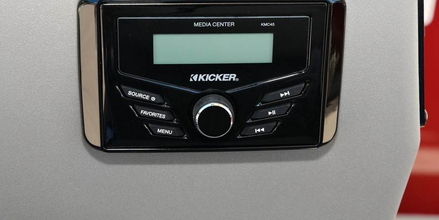 Sun Tracker Bass Buggy 16 DLX ET