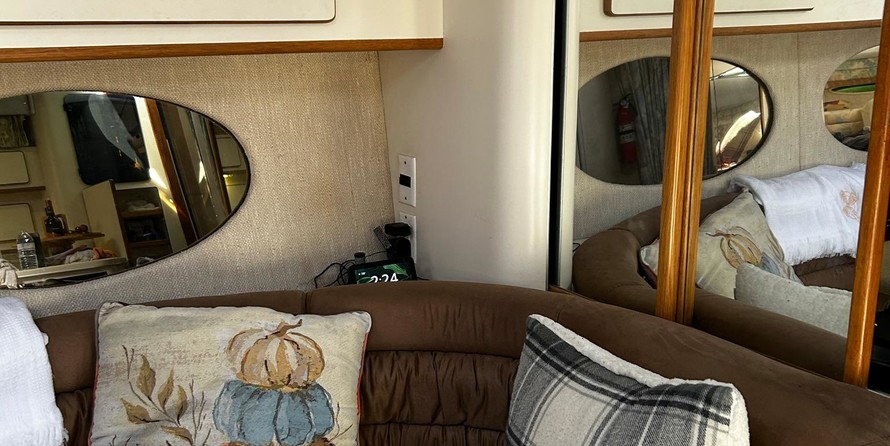 Sea Ray 370 Sundancer