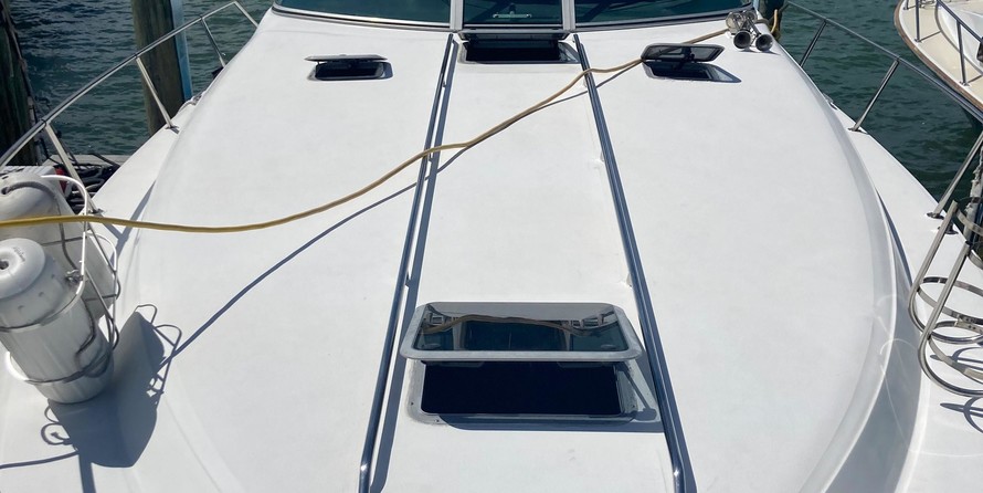 Sea Ray 370 Sundancer