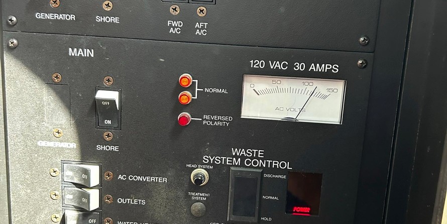 Sea Ray 370 Sundancer