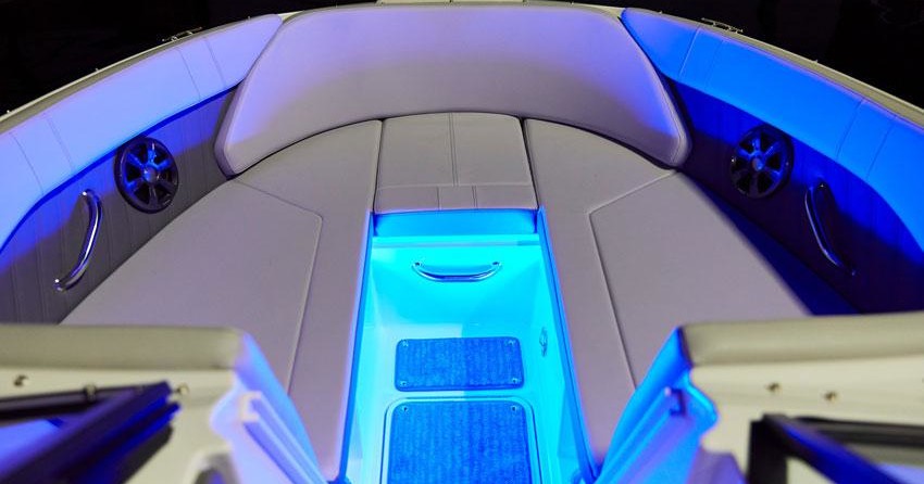 Sea ray 230 signature bowrider