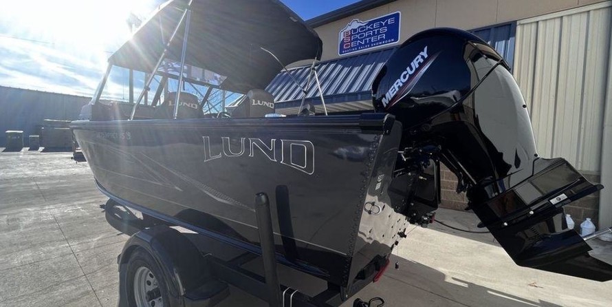 Lund Boats 1875 Impact Sport