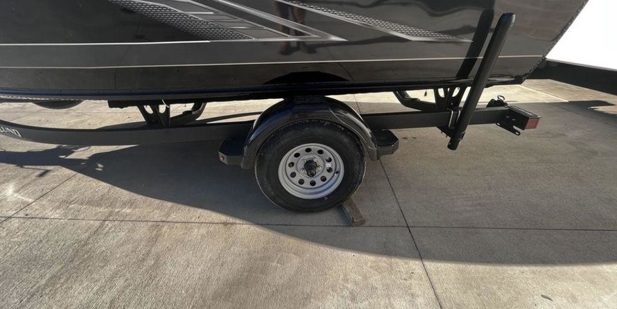 Lund Boats 1875 Impact Sport