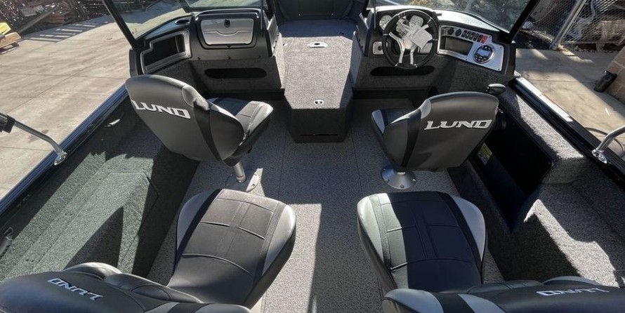 Lund Boats 1875 Impact Sport