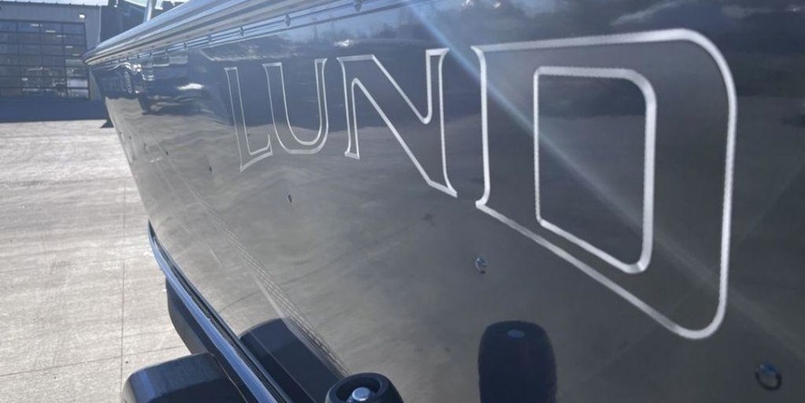 Lund Boats 1875 Impact Sport