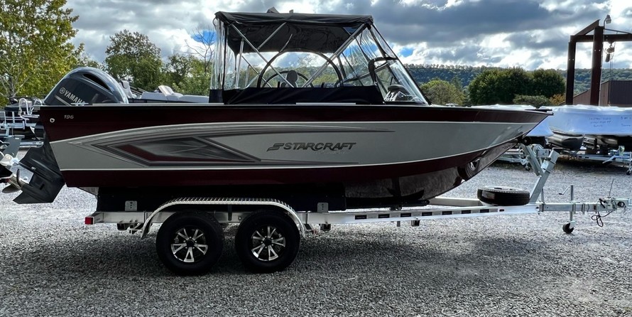 Starcraft Marine Fishmaster 210