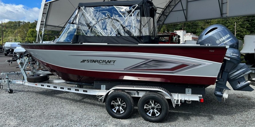 Starcraft Marine Fishmaster 210