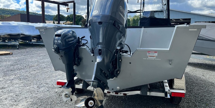 Starcraft Marine Fishmaster 210