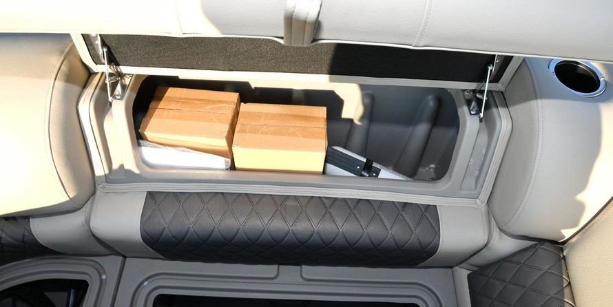 Sun Tracker Party Barge 22 XP3