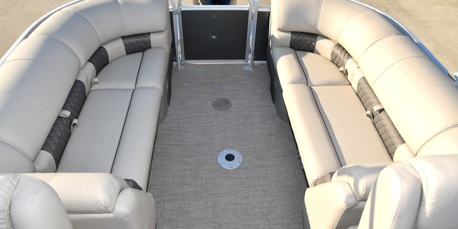 Sun Tracker Party Barge 22 XP3