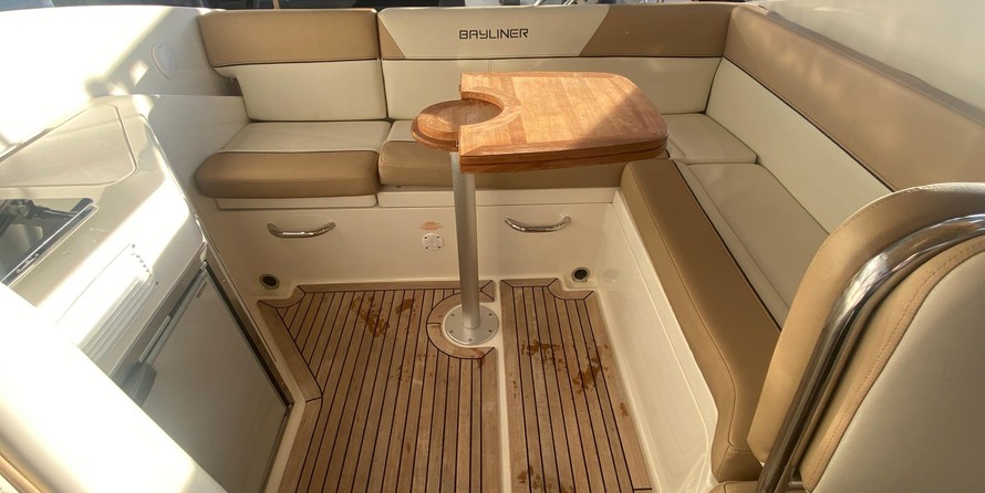 Bayliner 742 Cuddy