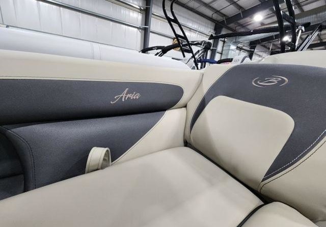 60 x 16 tri-toon passenger vessel