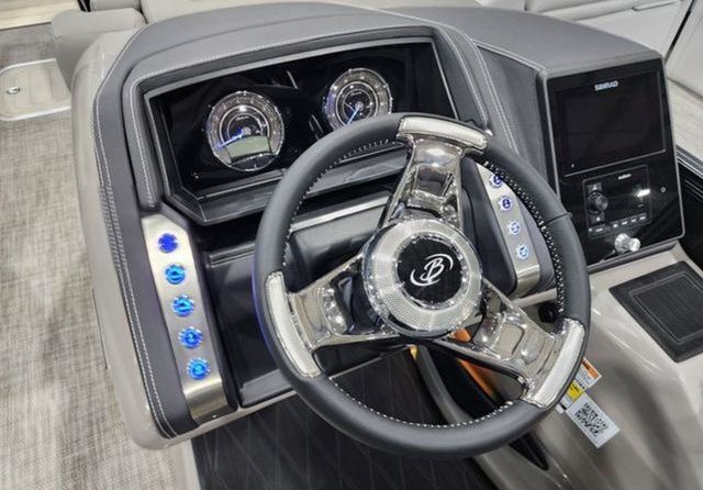 60 x 16 tri-toon passenger vessel