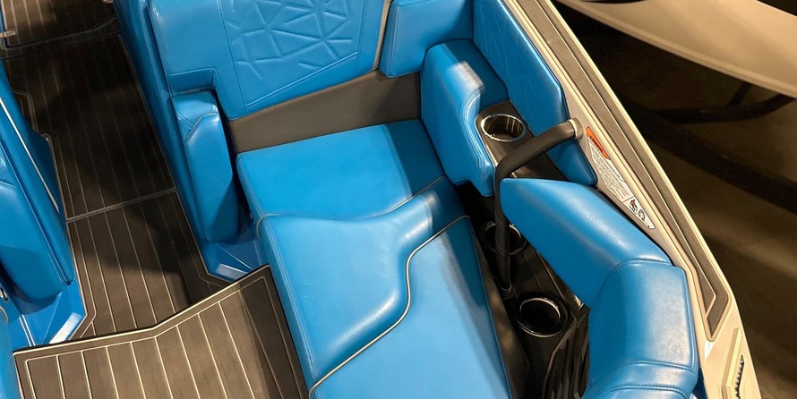 Super Air Nautique G23