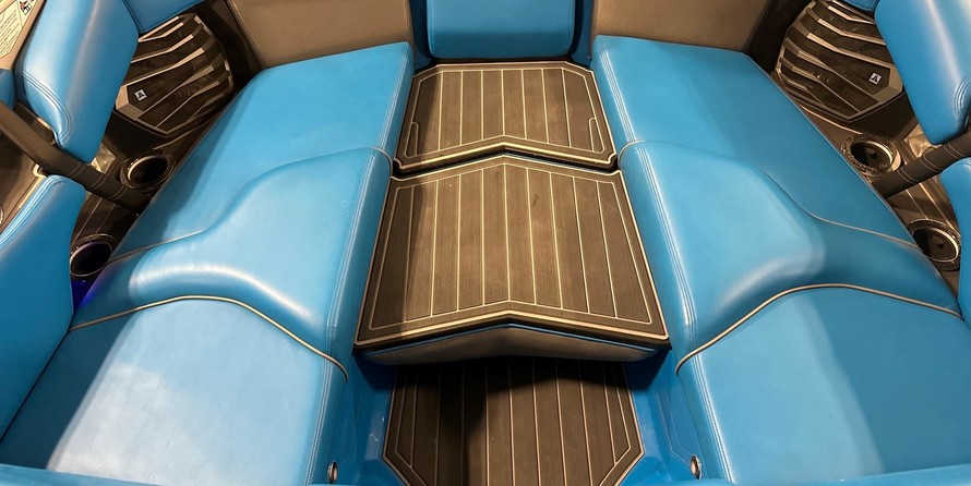 Super Air Nautique G23