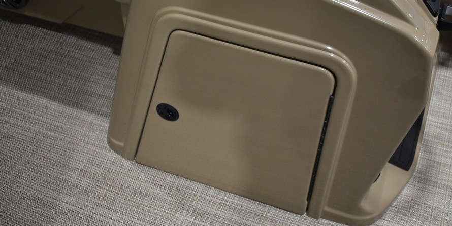 Sunchaser Boats Geneva Cruise 22 LR DH