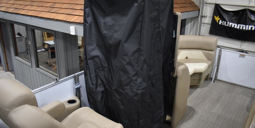 Sunchaser Boats Geneva Cruise 22 LR DH