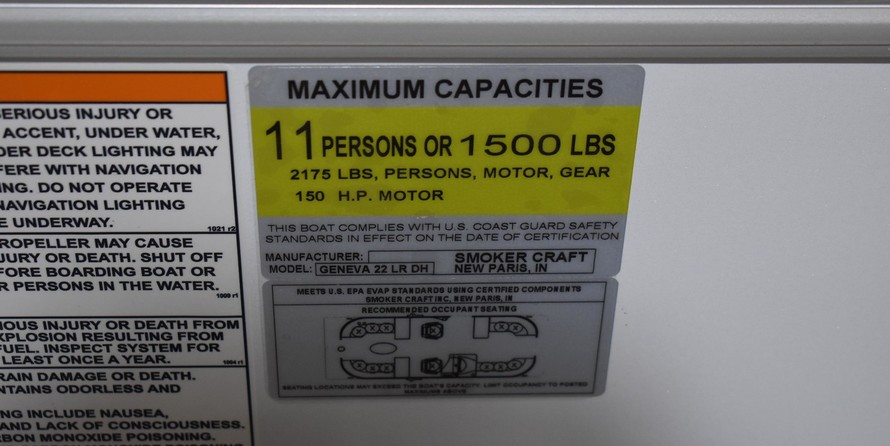 Sunchaser Boats Geneva Cruise 22 LR DH