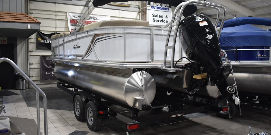 Sunchaser Boats Geneva Cruise 22 LR DH