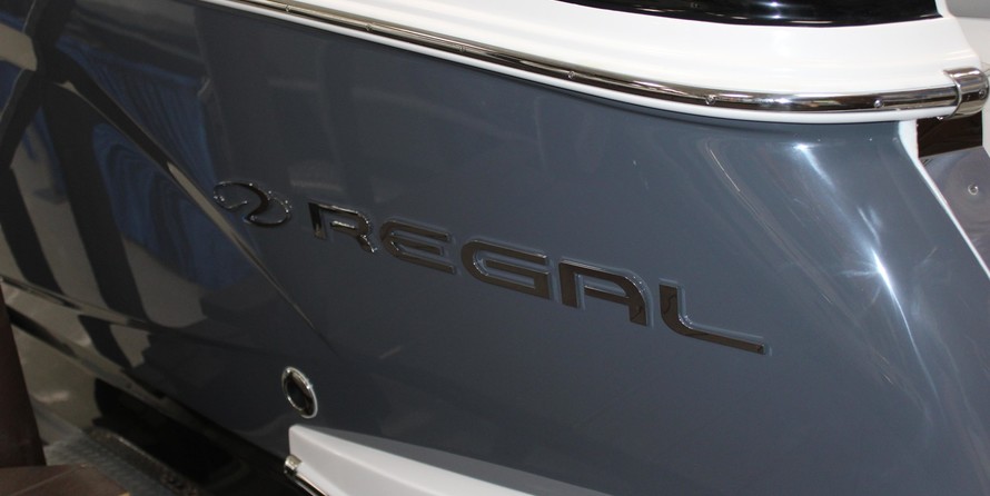 Regal 28 Express