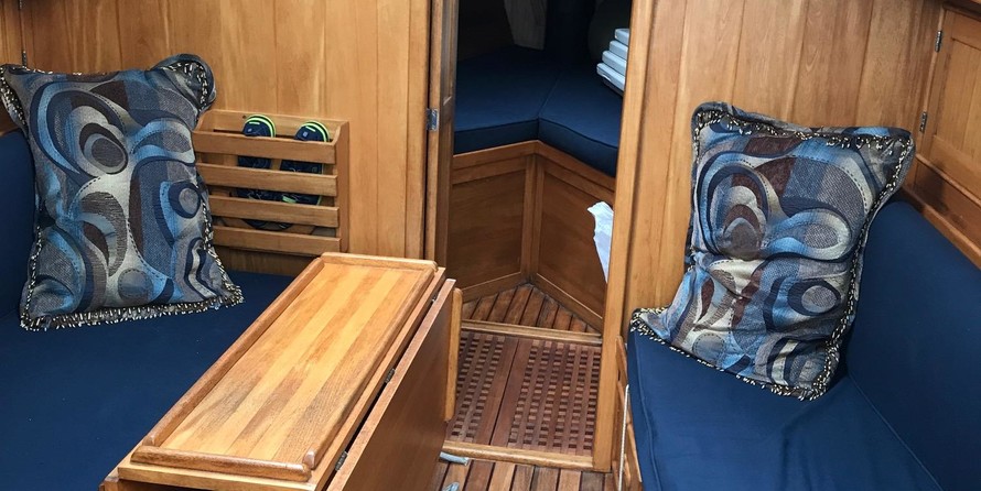 Freedom 40 cat ketch