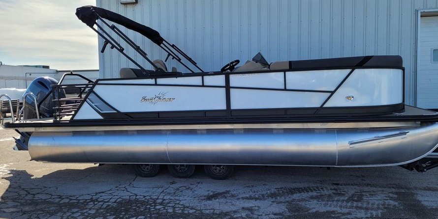 Sunchaser Boats Geneva Sport 24 LR DH Sport