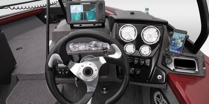 Tracker Targa V-18 WT