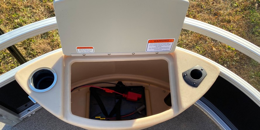 Sun Tracker Fishin Barge 24 DLX