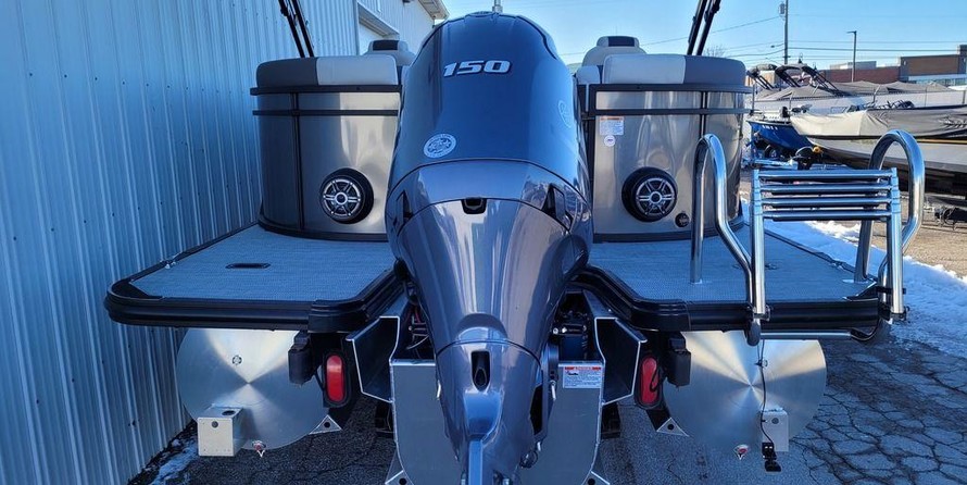 Sunchaser Boats Geneva Sport 24 LR DH Sport