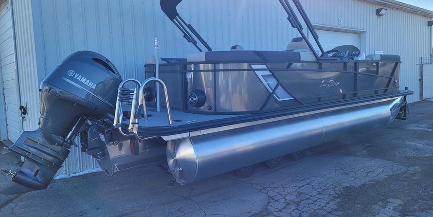 Sunchaser Boats Geneva Sport 24 LR DH Sport