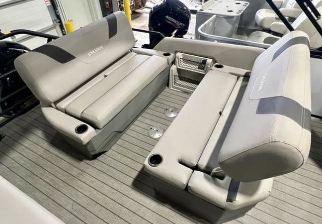 60 x 16 tri-toon passenger vessel