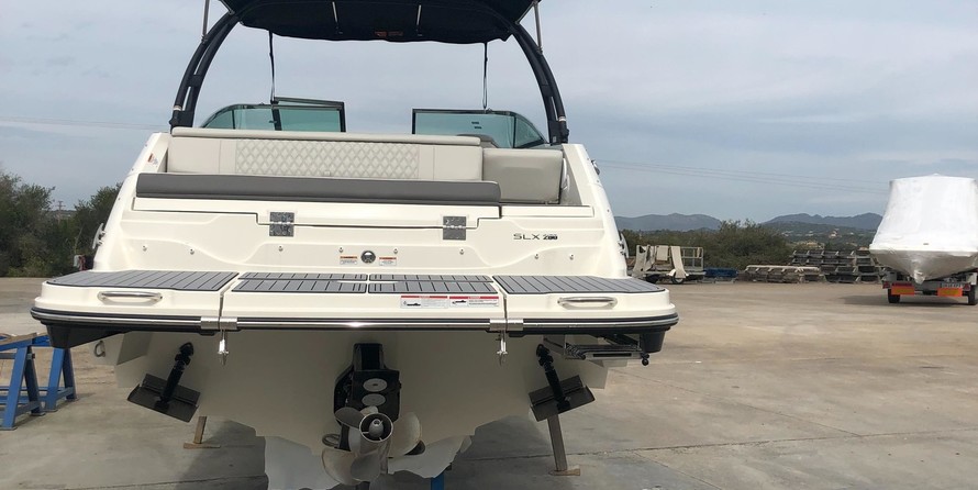 Sea Ray 250 SLX