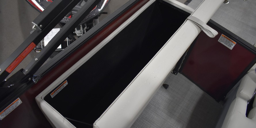 Sunchaser Boats Geneva Sport 24 LR DH Sport