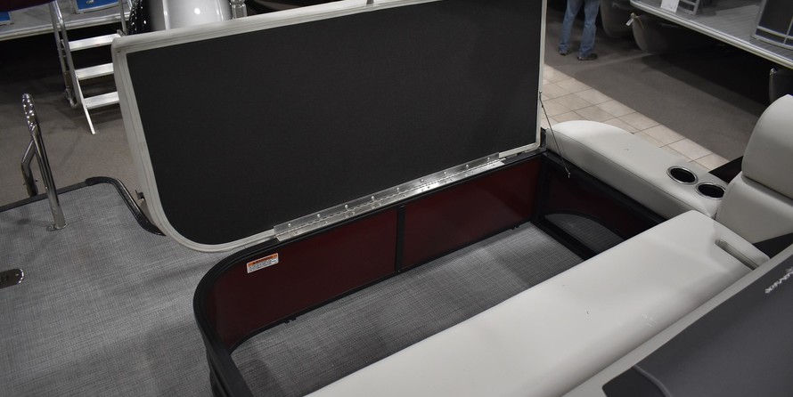 Sunchaser Boats Geneva Sport 24 LR DH Sport